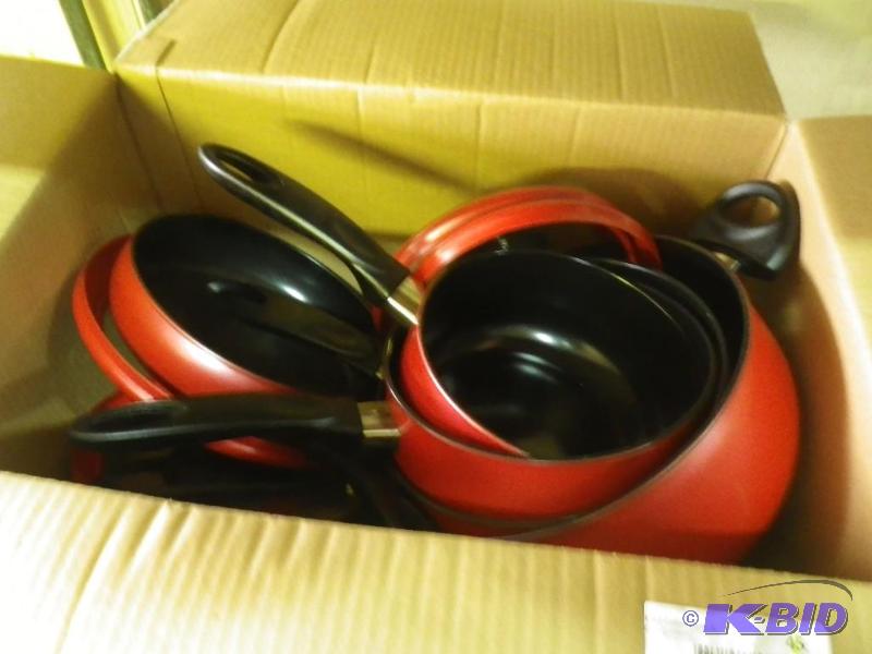 Chefs Mark 12 pc pots &amp pans...