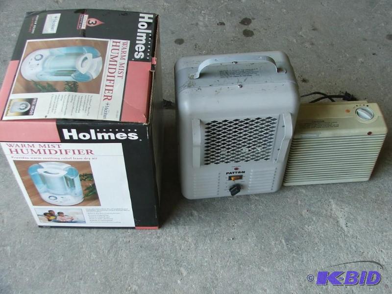 2 space heaters and humidifier, tested workin...