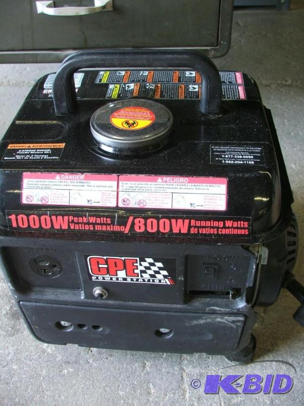 Champion 1000W generator, 2 cycle gas engine,...