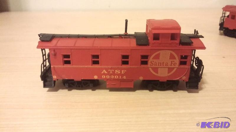 HO Scale Caboose-as shown...