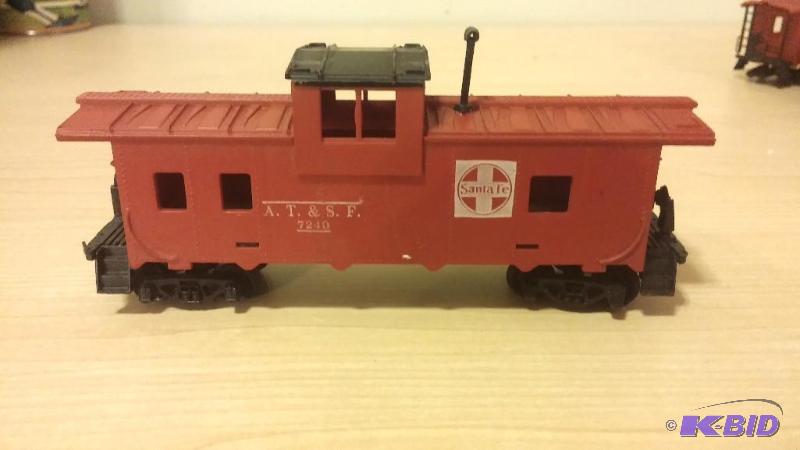 HO Scale Caboose-as shown...