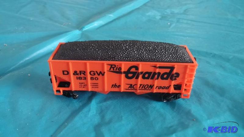 HO Scale Box Car-as shown...