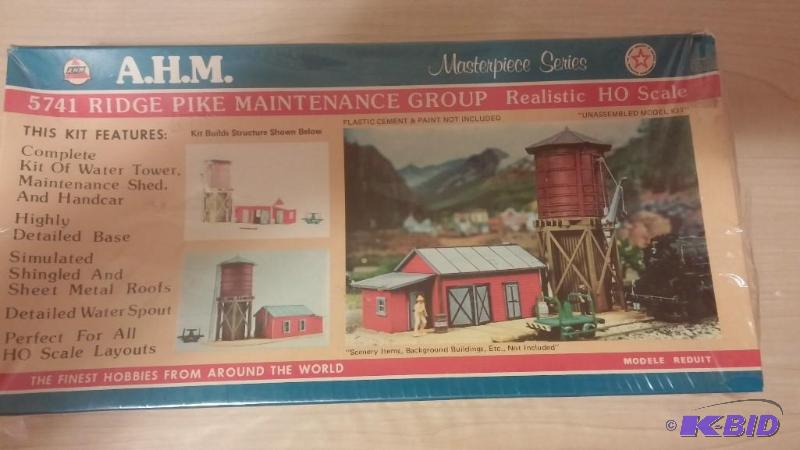 Vintage AHM Masterpiece series building Model...