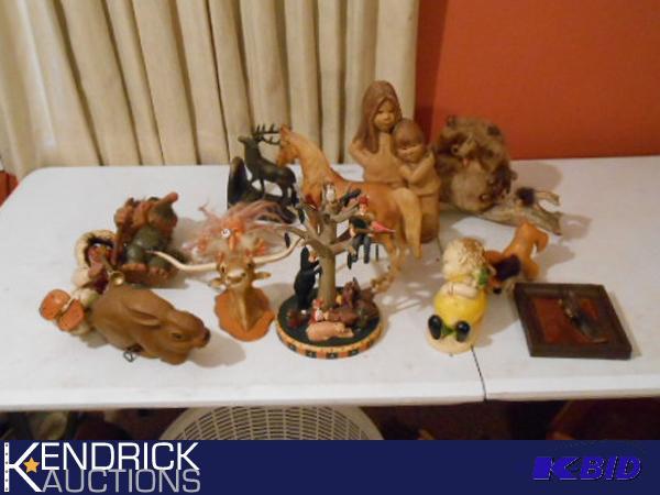 lot 166 image: Large Lot of Vintage Wood, Leather and Plastic Figurines