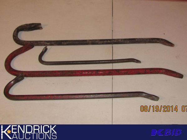 lot 21 image: 4 Crowbars