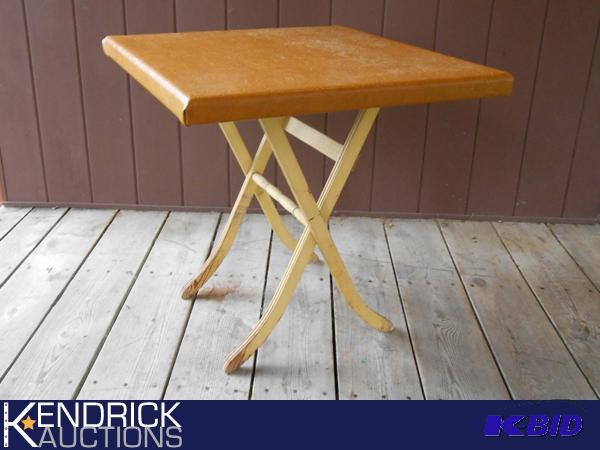 lot 211 image: Vintage Wood Folding Table