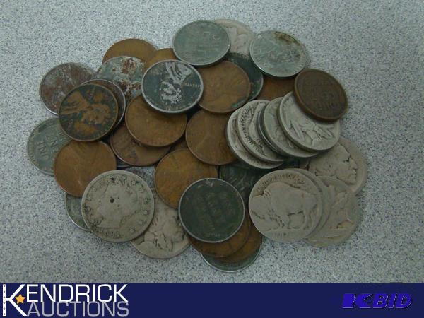 lot 224 image: Lot of Old Wheat Pennies and Buffalo Nickles