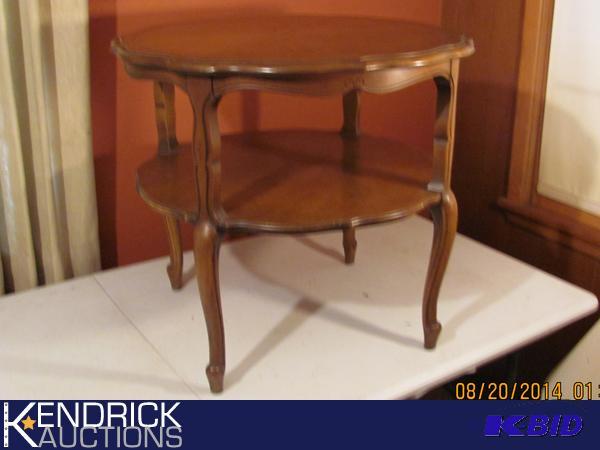 lot 59 image: Mid-Century Imperial End Table