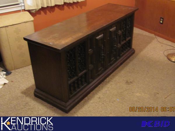 lot 68 image: Zenith Council Stereo