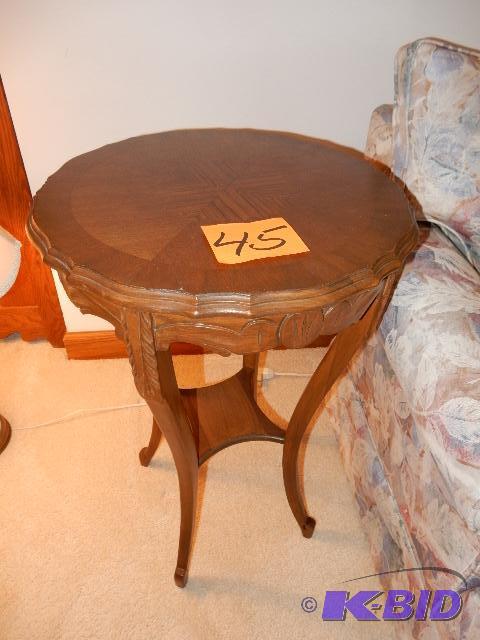 Round Occasional table