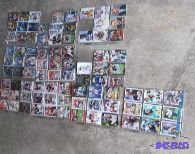 Lot of assorted sports cards - J...