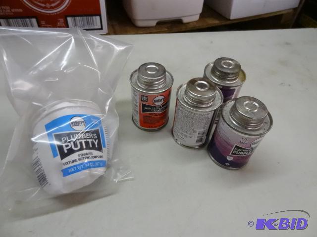 lot 129 image: PLUMBING LOT NEW incl. 2 cans Purple Primer, ...