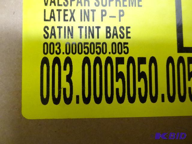 lot 162 image: Qty 4 NEW Valspar Satin Latex Paint, White, q...
