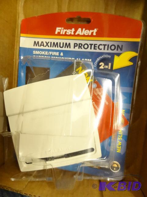 lot 164 image: NEW in Box First Alert Maximum Protection Com...