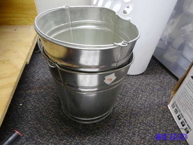 lot 167 image: Qty 2 NEW Behrens 14 qt Galvanized Steel Pail...