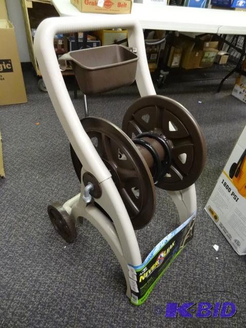 lot 183 image: Qty 1 New Ames Never Leak Aluminum watering s...