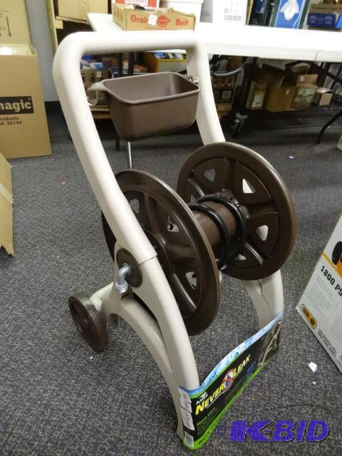 lot 184 image: Qty 1 New Ames Never Leak Aluminum watering s...