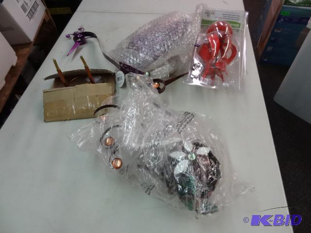 lot 207 image: LOT NEW Lawn Ornaments incl. Exhart Glow Drop...