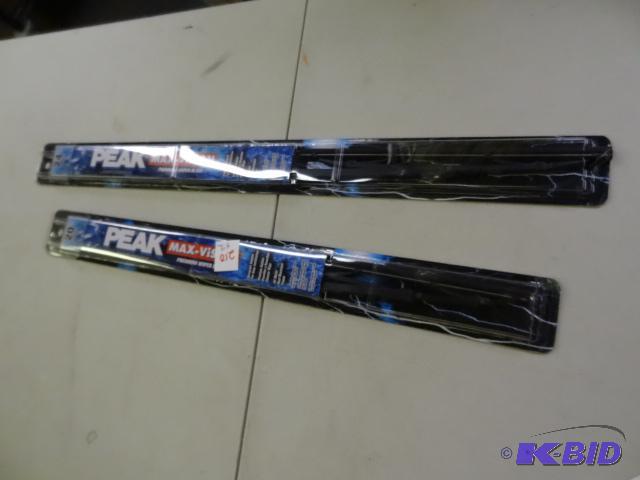 lot 210 image: Qty 2 NEW PEAK Premium Wiper Blades 20 and 24...
