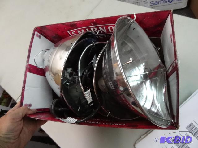 lot 236 image: Qty 5 NEW Clamp Lights, some dented...