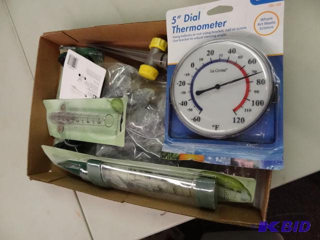 lot 242 image: GARDEN LOT NEW incl. Hose Splitters, Rain Gua...