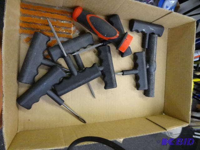 lot 246 image: LOT NEW Tire Plug Tools and Plugs for Fixing ...