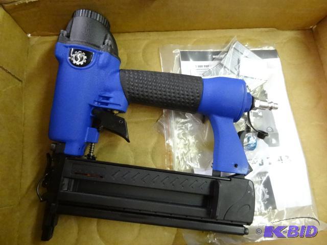 lot 249 image: NEW Steele 2 in 1 Combi Nailer, Pneumatic....