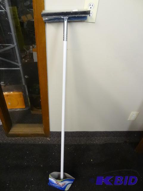 lot 286 image: NEW Quickie Homepro Clean Smart Window Washer...