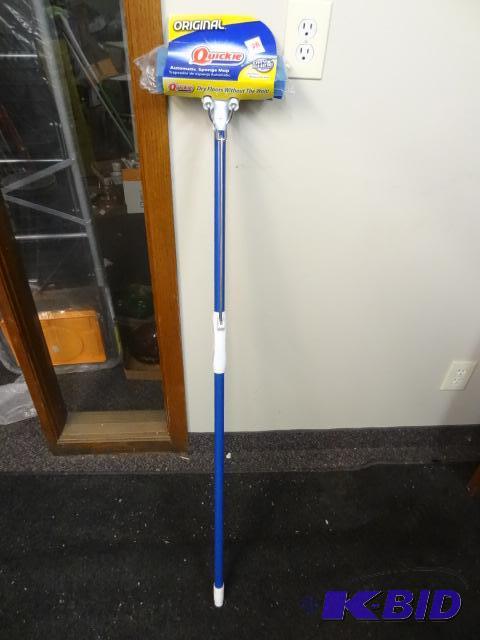 lot 288 image: NEW Quickie Original Automatic Sponge Mop...