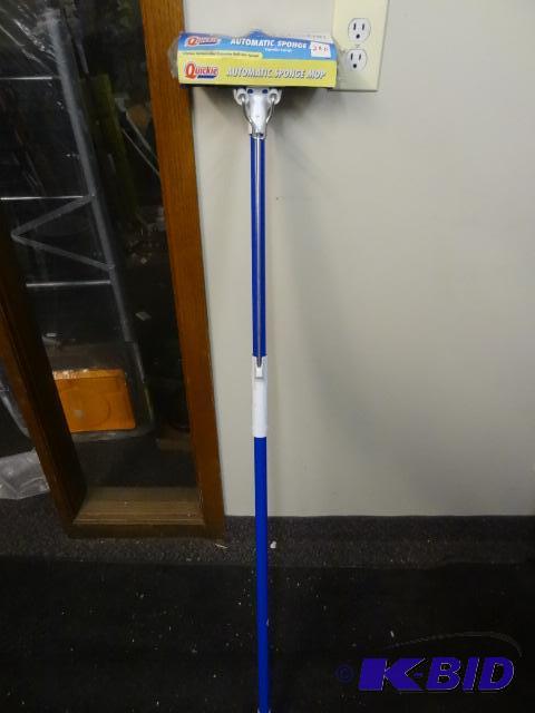 lot 290 image: NEW Quickie Microban Automatic Sponge Mop...