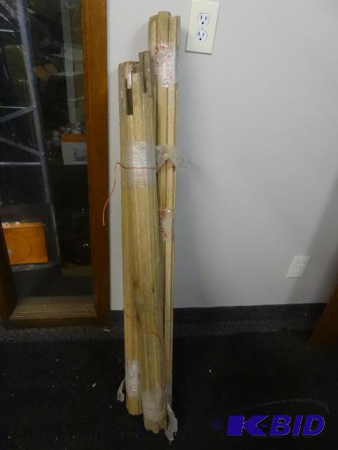 lot 310 image: Approx 200 ft Solid Oak Quarter Round Molding...