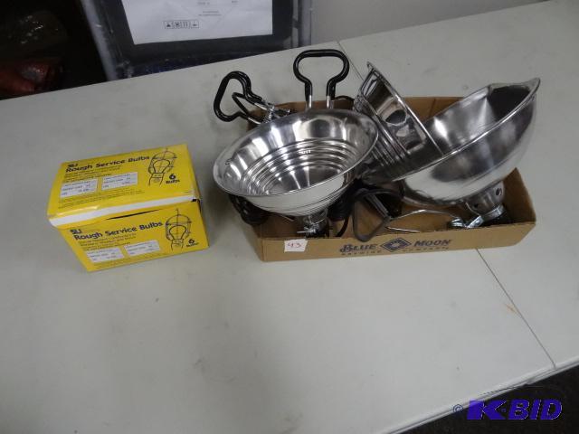 lot 43 image: Qty 3 NEW Clamp Lights and 3 Rough Service Bu...