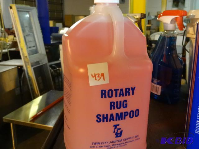 lot 439 image: Qty 2 NEW TCJ Rotary Rug Shampoo 1 gal ea...