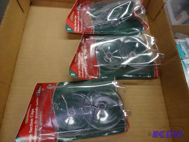 lot 76 image: Qty 3 NEW 2 Packs Large Suction Cups with Hoo...