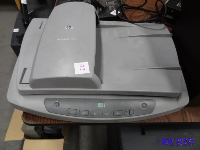 lot 173 image: HP Scanjet 559D scanner...