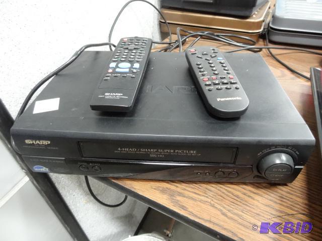 lot 178 image: Sharp VCR Comes with remote...