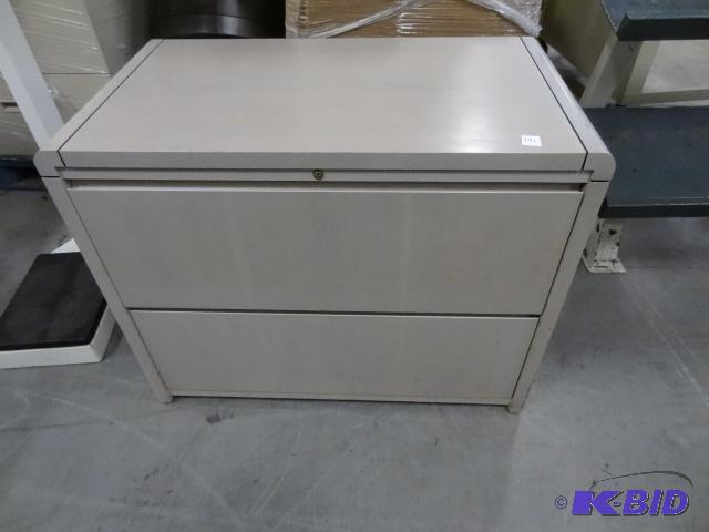 lot 191 image: Laminate 2 drawer lateral file 36x20x29...