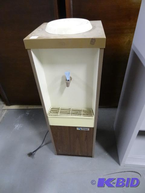 lot 210 image: Glenwood water jug dispenser...