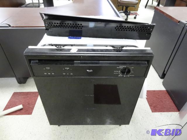 lot 35 image: Whirlpool dishwasher. Model DU900PWKB0...