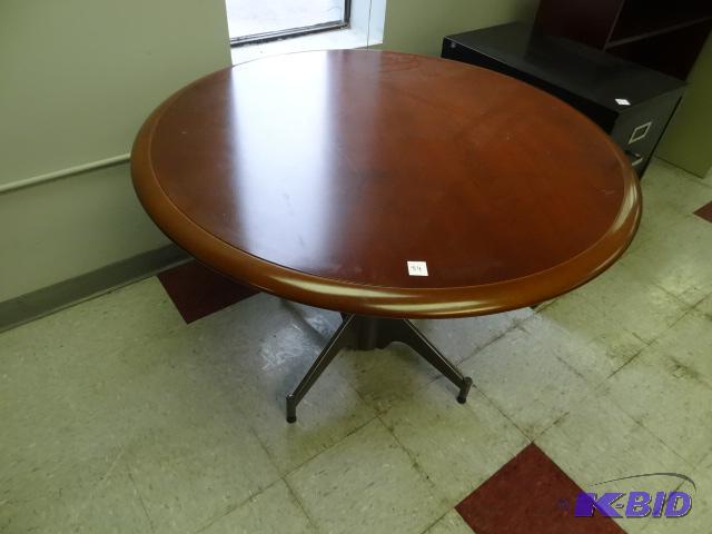 lot 84 image: 42" metal framed table...