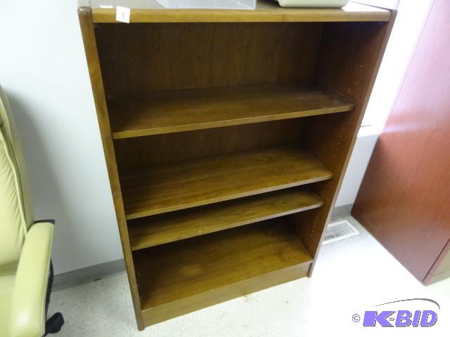 lot 9 image: Wood book case with 3 adjustable shelves....