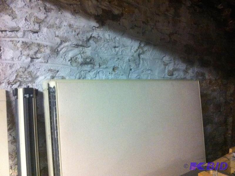 lot 206 image: Cubicle walls light brown There are 5 put tog...