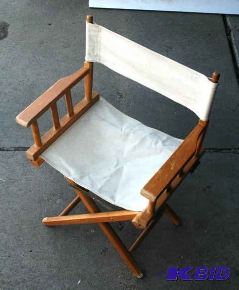 lot 3165 image: Folding chair....