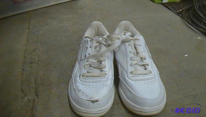 lot 362 image: reebok size 7 12...