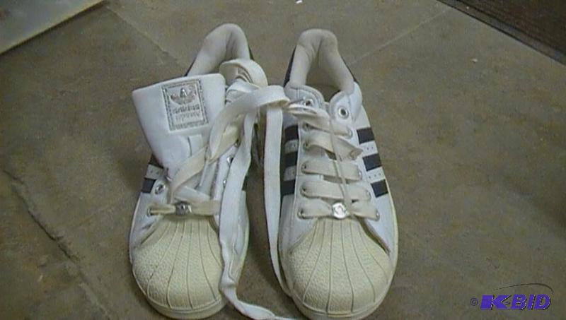 lot 369 image: adidas size 6...
