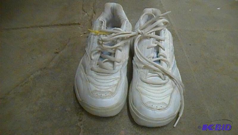 lot 387 image: adidas size 7...