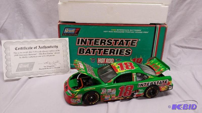 Revell 118 scale Interstate Batteries die ca...