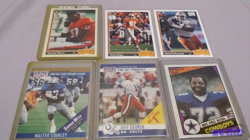 6 Footabll cards including Russell Maryland ...