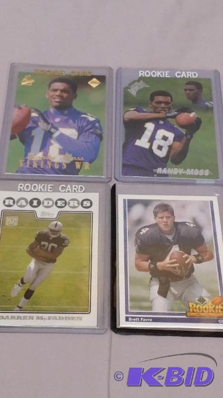 4 Rookie cards including Randy Moss, Brett F...
