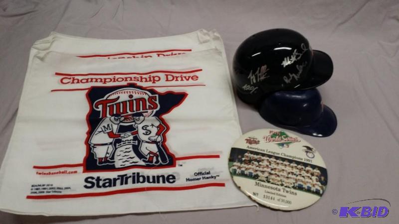 6 Minnesota Twins homer hankies ,1991 World s...